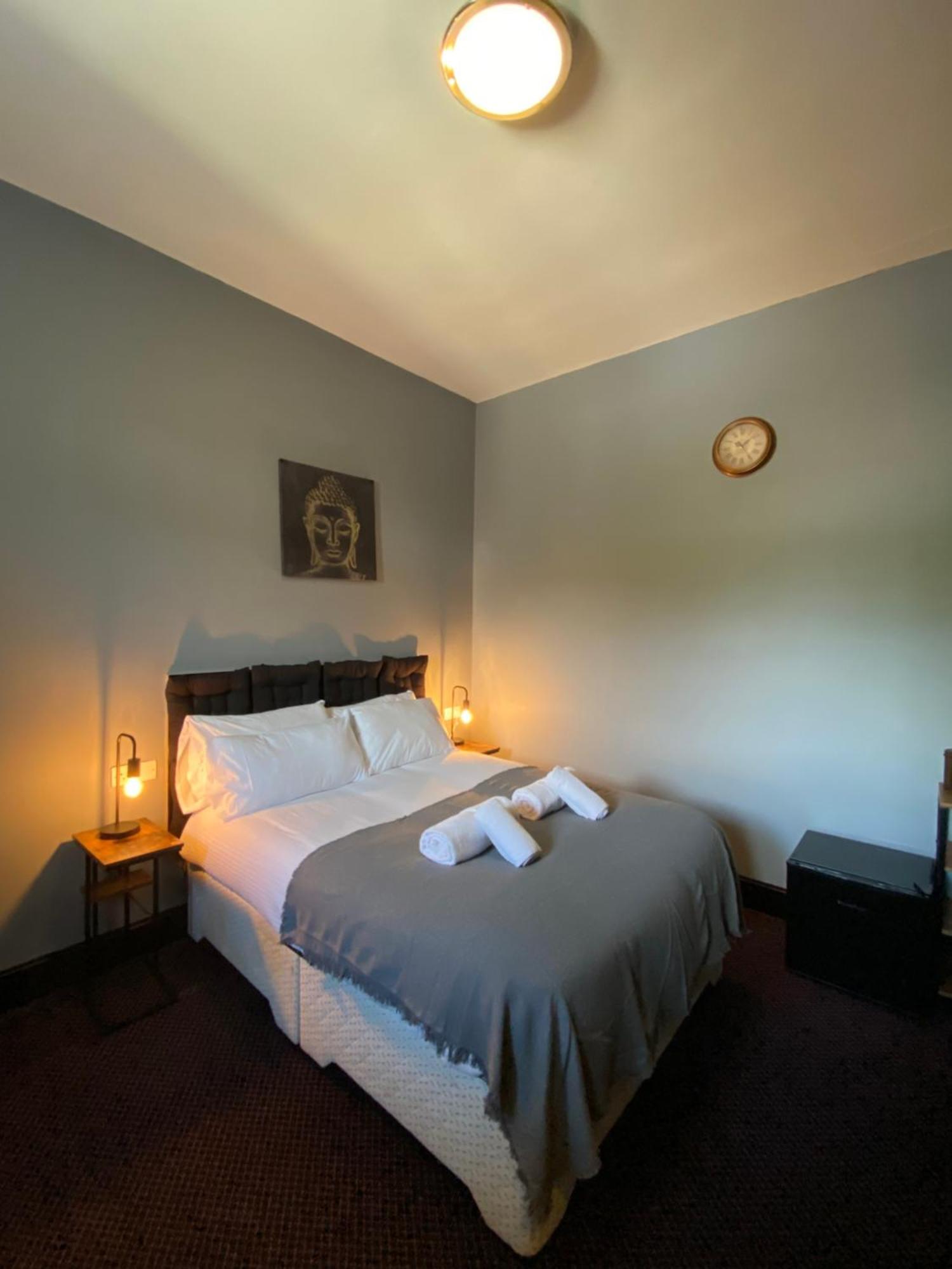 Bay View Rooms At Mentone Hotel Уэстон-сьюпер-Мэр Экстерьер фото