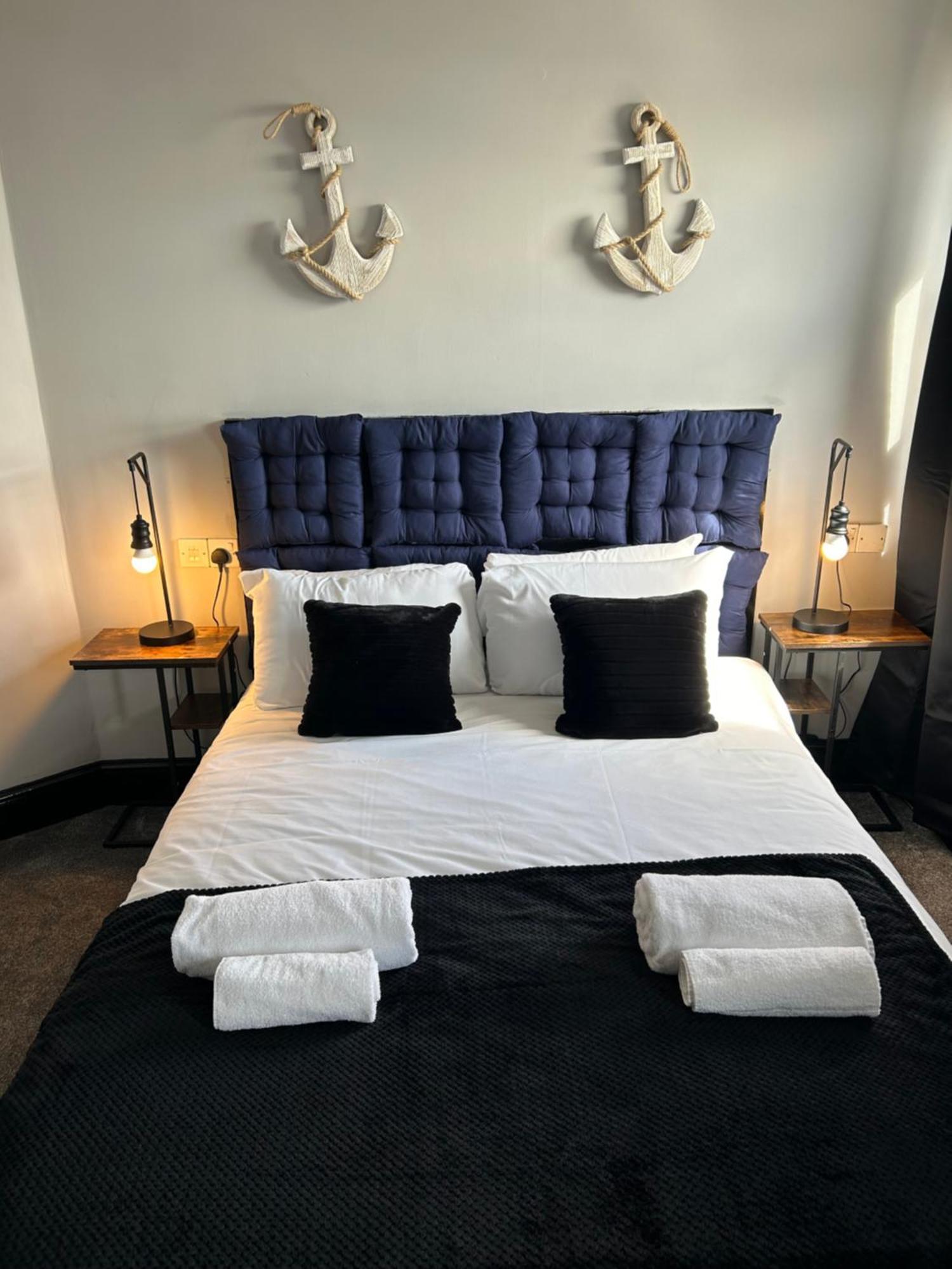 Bay View Rooms At Mentone Hotel Уэстон-сьюпер-Мэр Экстерьер фото